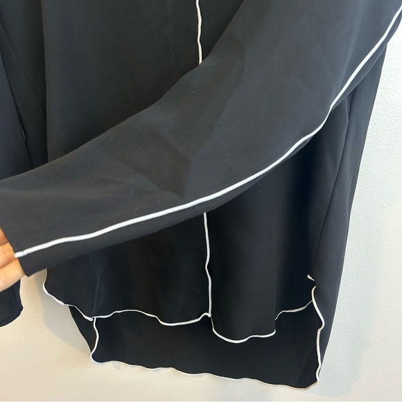 Babaton Aritzia Rena Black Long Sleeeve Blouse w/White Piping Size XS - Picture 8 of 12